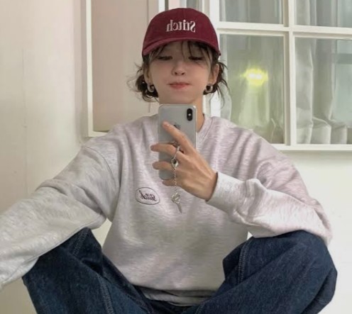 강민경 봄맞이 긴머리 변신