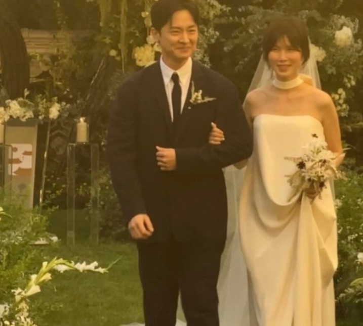 장재호 공민정