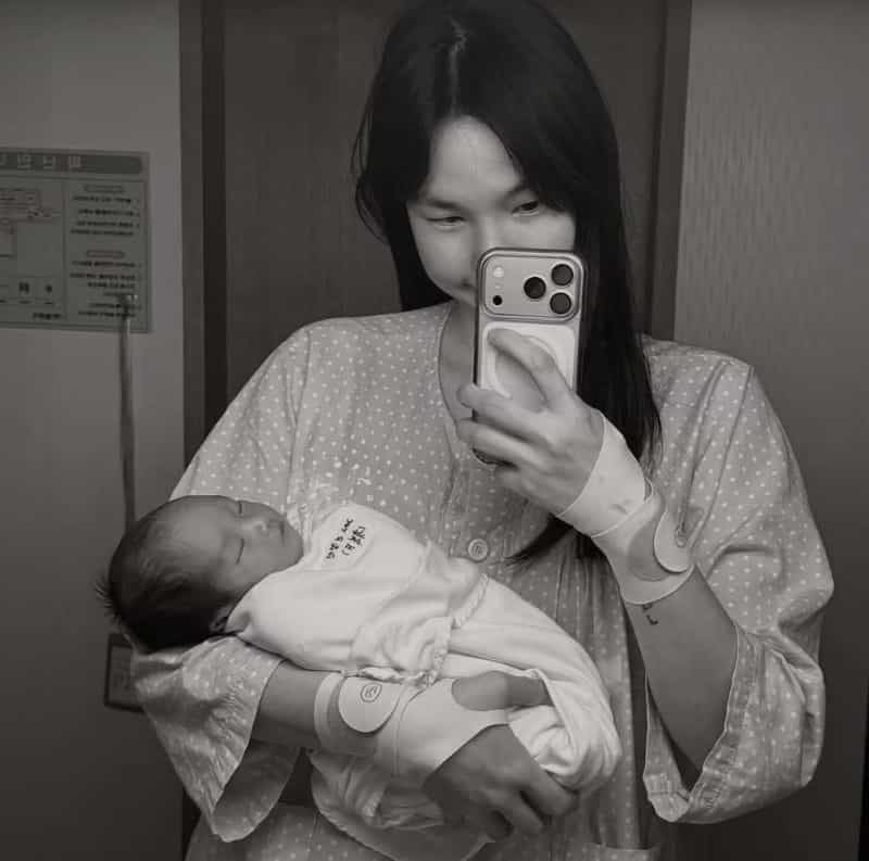 모델 진정선 득녀
